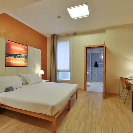 מלון Western Bologna