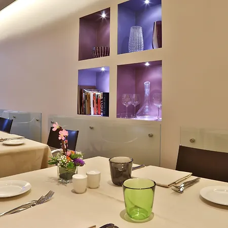 Western Bologna 4* מסטרה