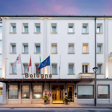 베스트 웨스턴 플러스 볼로냐 호텔 4*