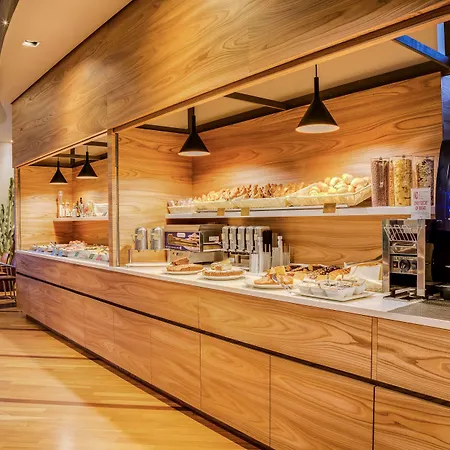 ベスト ウエスタン プラス ボローニャ 4*