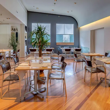 Western Bologna Hotell 4*